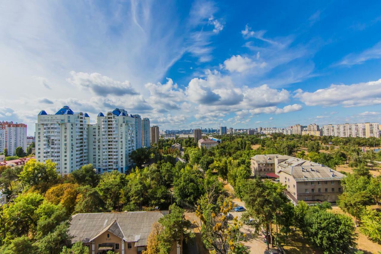 Super View, Luxury Apartment Near Chernihiv Metro. Κίεβο Εξωτερικό φωτογραφία