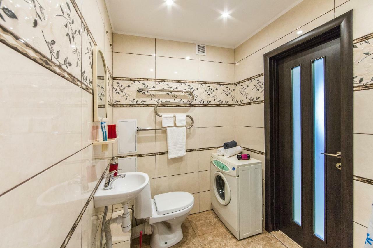 Super View, Luxury Apartment Near Chernihiv Metro. Κίεβο Εξωτερικό φωτογραφία