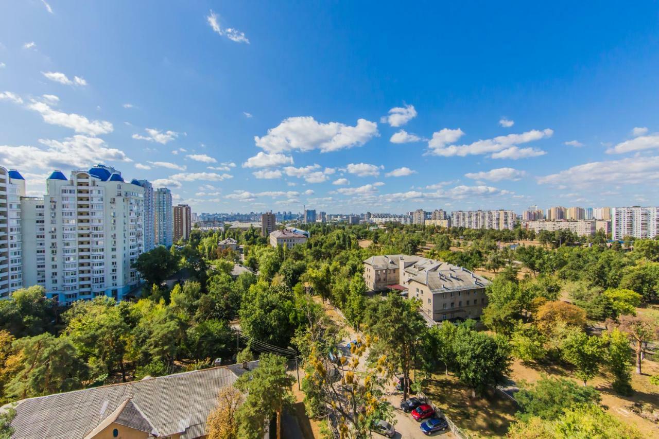 Super View, Luxury Apartment Near Chernihiv Metro. Κίεβο Εξωτερικό φωτογραφία